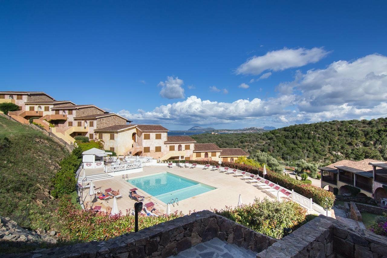 Residence Costa Ruja Portisco Luaran gambar